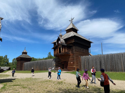Тур «Экскурсия в поселок Листвянка»